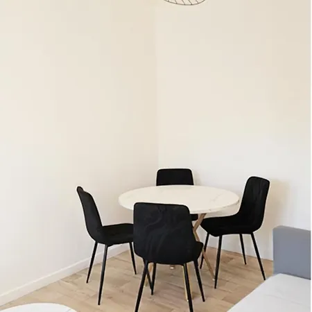 55 M2 Refait A Neuf A 300 M De La Et Du Centre Le Portel