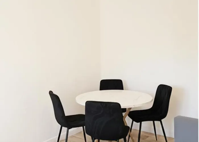 55 M2 Refait à Neuf à 300 M De La Et Du Centre Le Portel